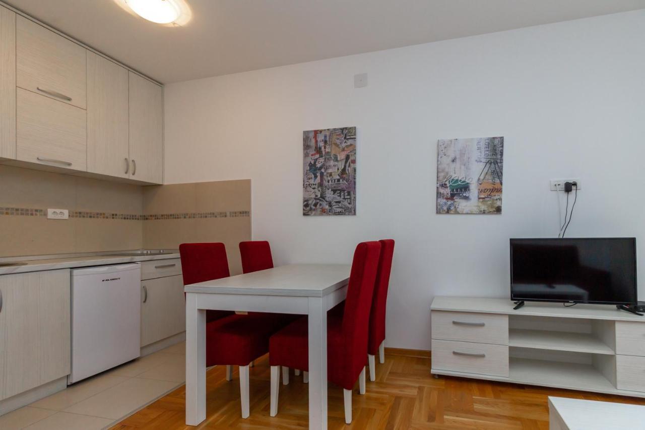 Apartment Nada *